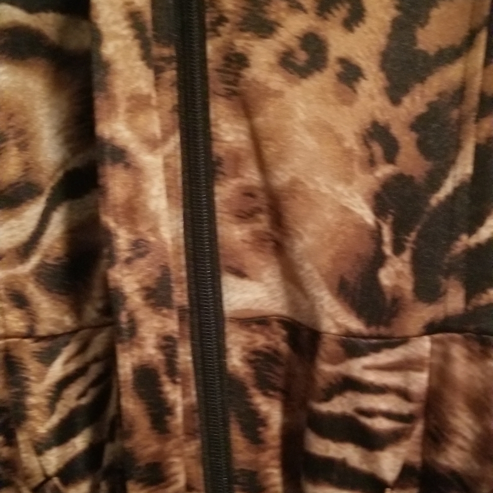 Joseph Ribkoff Belted Jacket - Picture 5 of 8